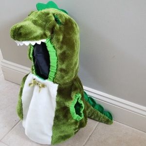 Infant alligator costume. Size 12-24months